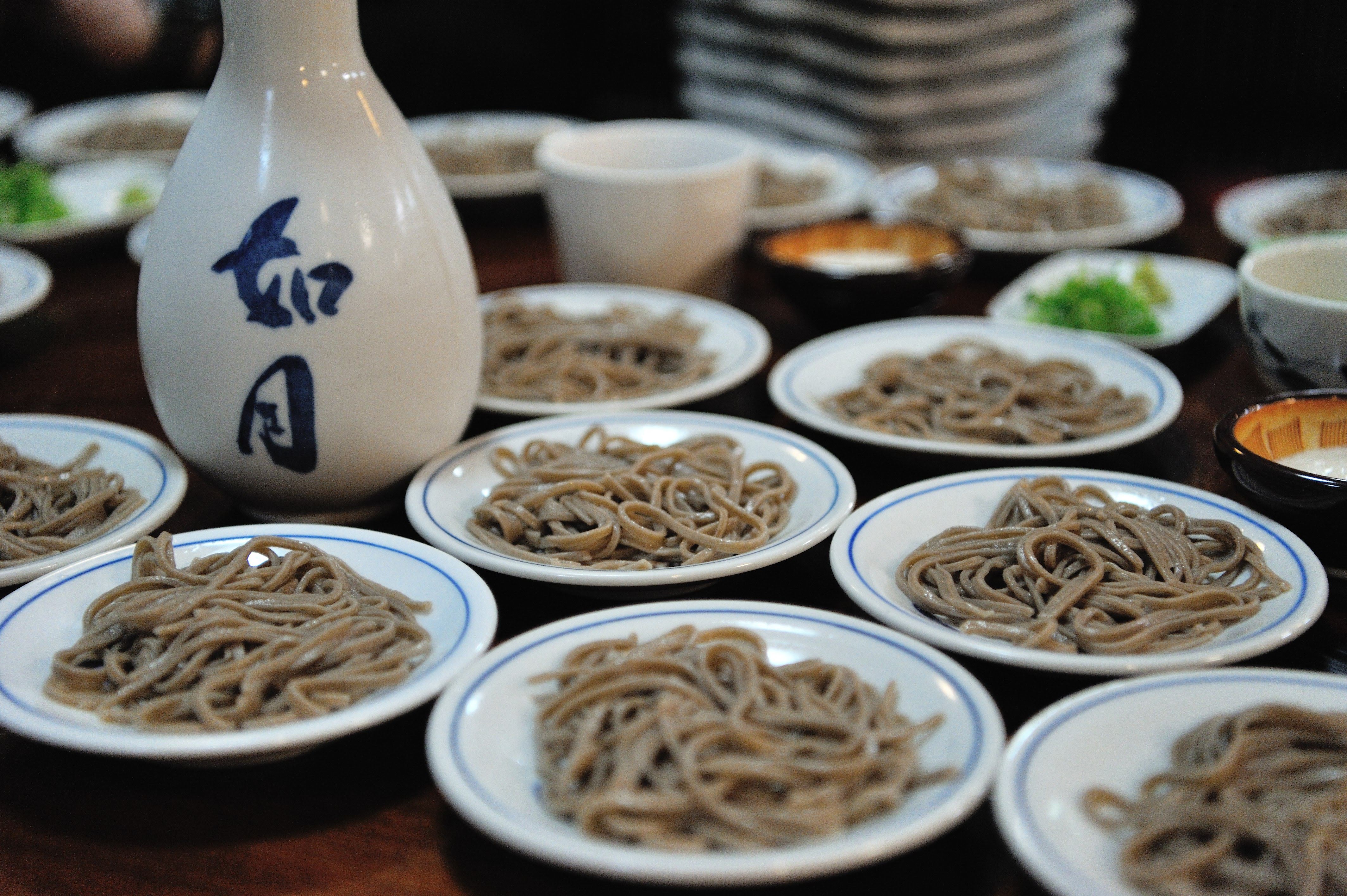 อิซูชิซาระโซบะ (Izushi Sara Soba)