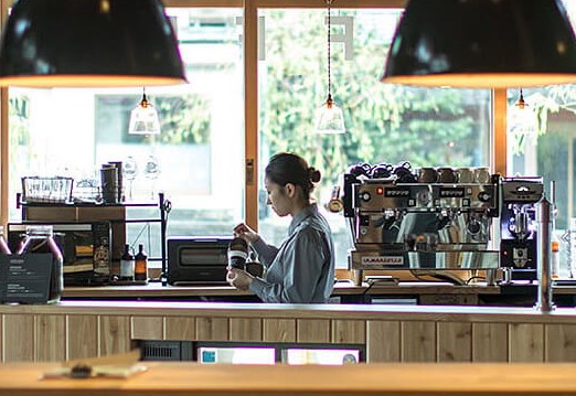 คาเฟ่อบอุ่น สบายๆ ใน คิโนซากิ (Cozy Cafés in Kinosaki) 